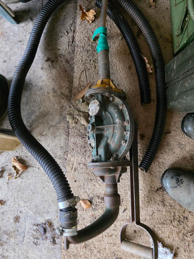 High pressure hamd pump 