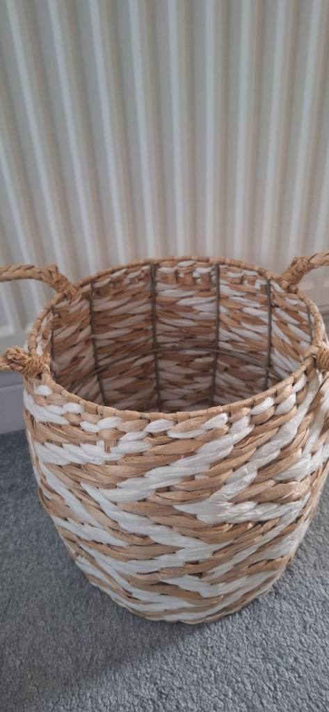Zig zag basket 