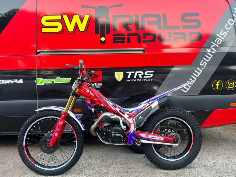 2023 Beta EVO Factory 2T 300cc Trials Bike - Top Spec 2-Stroke Clubman Expert