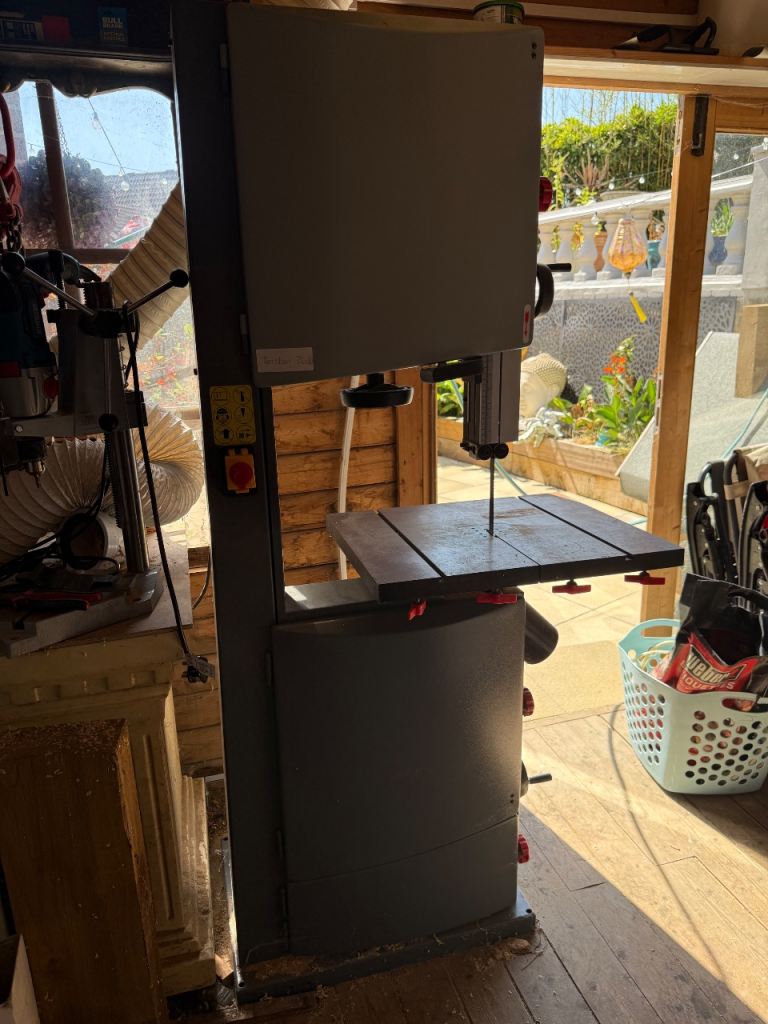 SIP 16" Professional Wood Cutting Bandsaw - Good Working Order