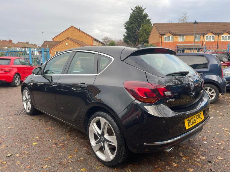 2015 Vauxhall Astra 2.0 CDTi 16V ecoFLEX SRi 5dr HATCHBACK DIESEL Manual