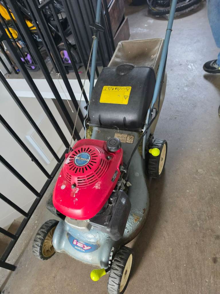 Honda itzy lawnmower 