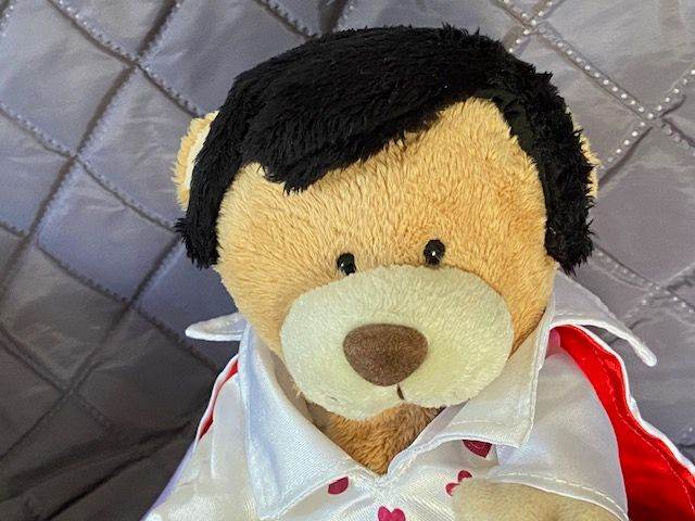 RARE Elvis Singing &Dancing Teddy Sings 'Can't Help Falling In Love With You EX