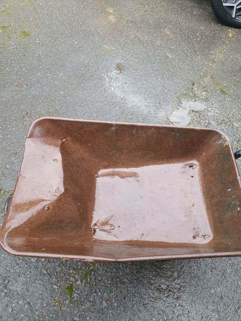 Wheelbarrow Free