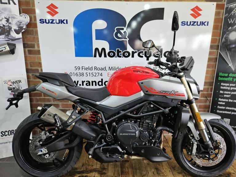 QJ MOTOR  SRK900