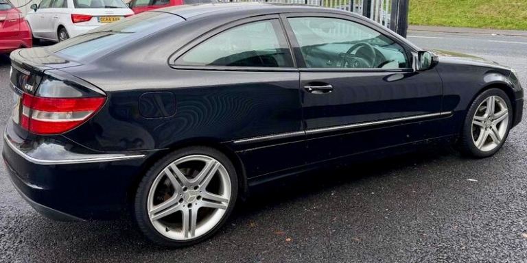 Mercedes-Benz CLC 200 Coupe 🧚🏻🧚🏻 2.2 16v Turbo Diesel Sport model 120 bhp Hpi clear (2009 09)