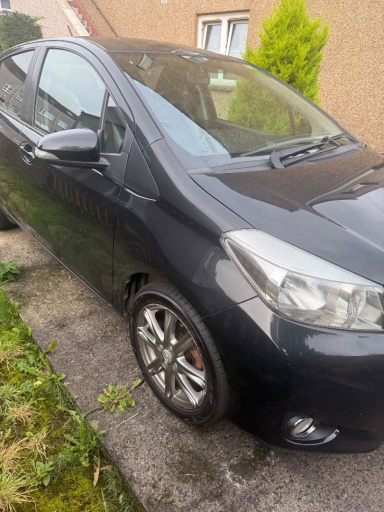 Toyota, YARIS, Hatchback, 2013, Manual, 1329 (cc), 5 doors