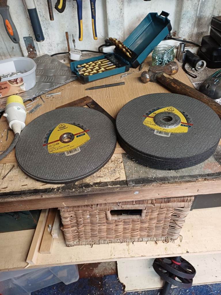 9 inch angle grinder cutting and grinding discs