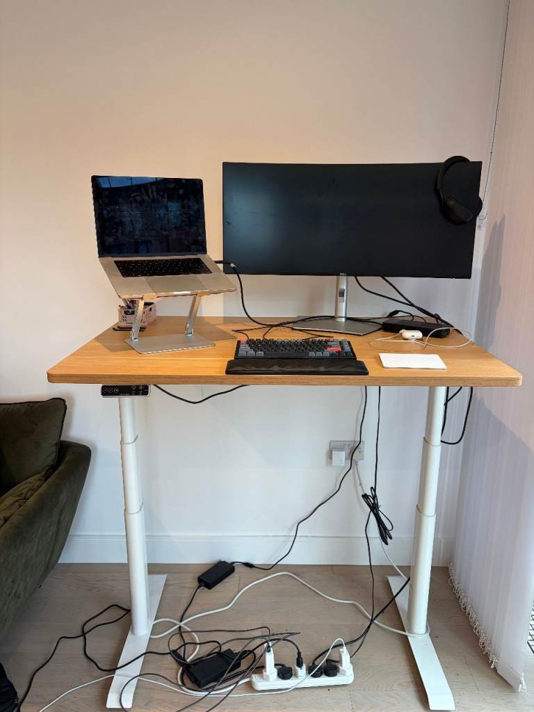 FlexiSpot EG1 Standing Desk