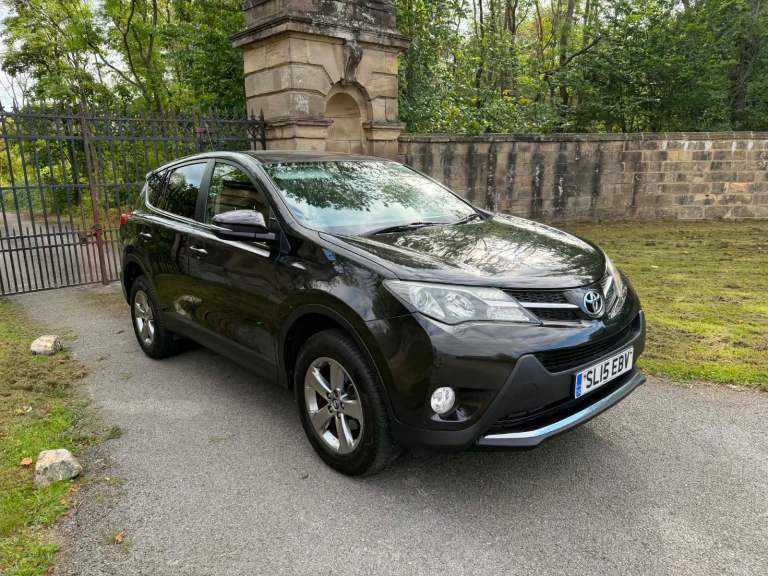 Toyota Rav 4 D4D Business Edition 2-0 Tdi 2015