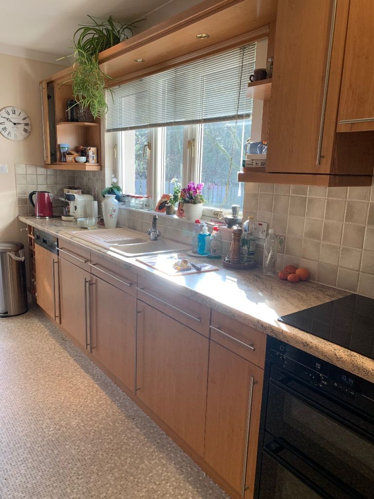 Kitchen units plus appliances (seimans, integrated fridge freezer,dishwasher hob and oven)