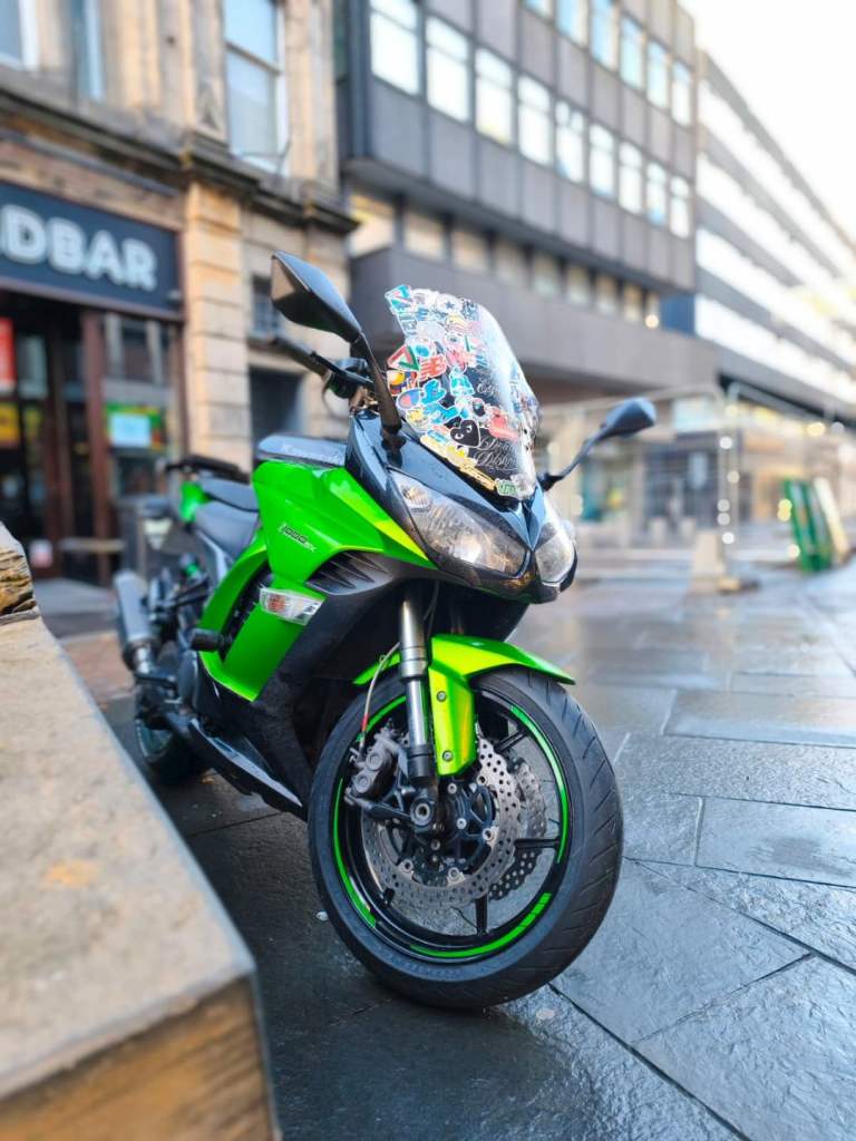 Kawasaki, Z, 2011, 1043 (cc) z1000sx