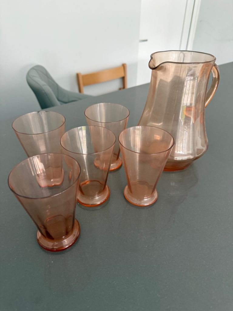 Vintage retro 1970s amber jug and 5 drink glasses