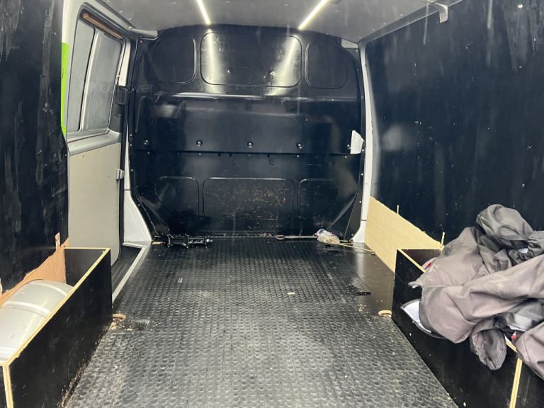 2015 Volkswagen Transporter T28 Trendline TDI BlueMotion Technology Panel van Diesel Manual