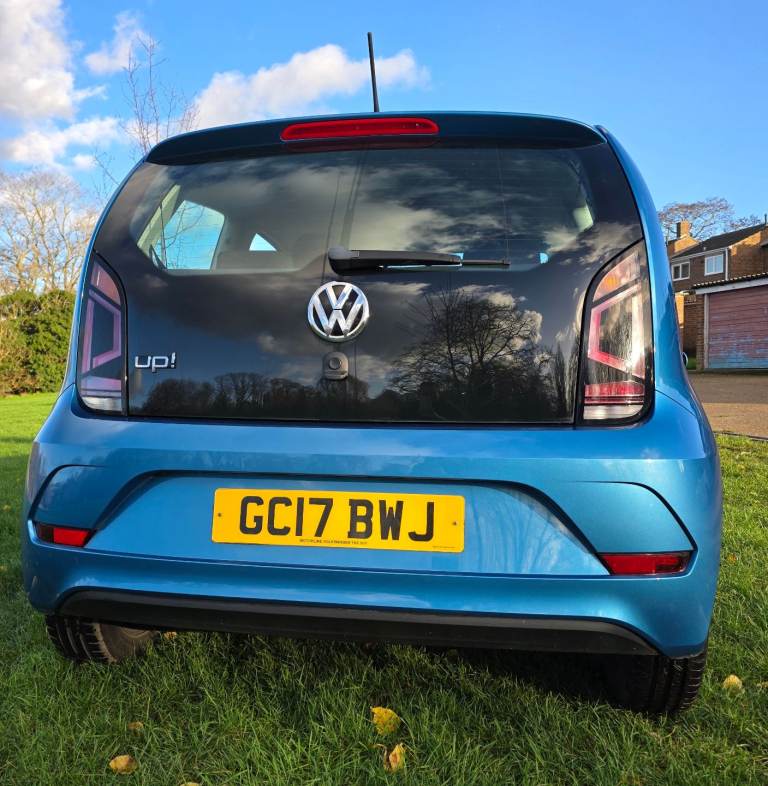 Volkswagen, UP, Hatchback, 2017, Manual, 999 (cc), 3 doors