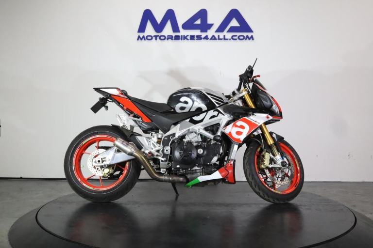 APRILIA TUONO 1100 V4 FACTORY 2016