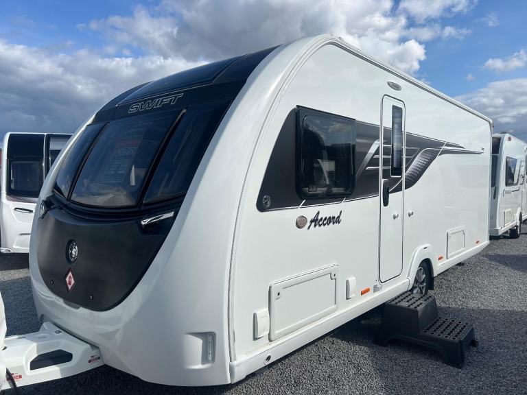 Swift Accord Pearl 580 / 4 2023