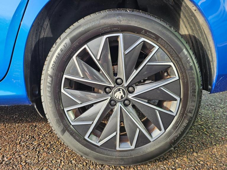 2025 Skoda Kamiq 1.0 TSI Design Edition 5dr DSG ESTATE PETROL Automatic