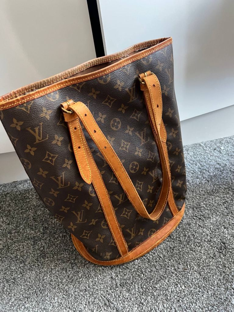 Louis Vuitton Monogram Bucket Bag – Authentic – Good Condition