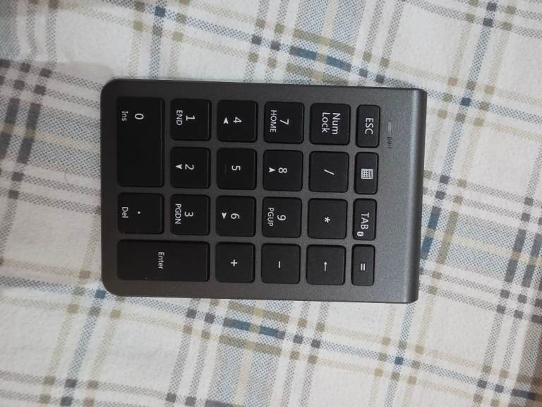 Bluetooth Numeric Keypad – Grey, Good Condition