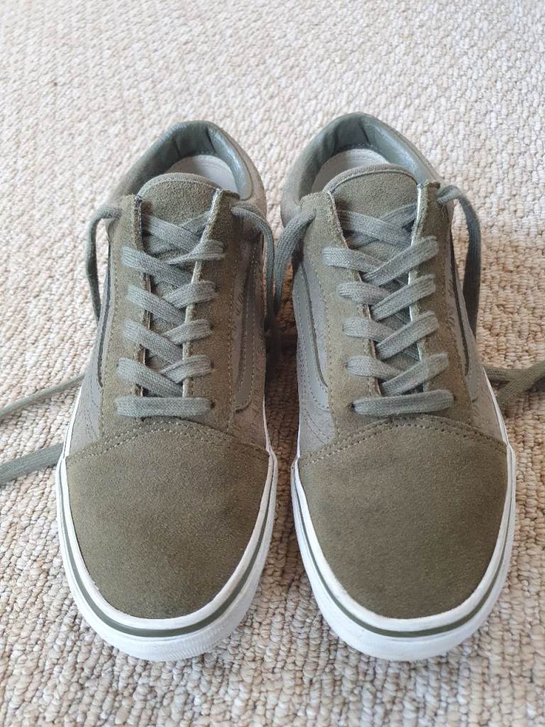 Vans trainers 5.5 khaki green Excellent condition 