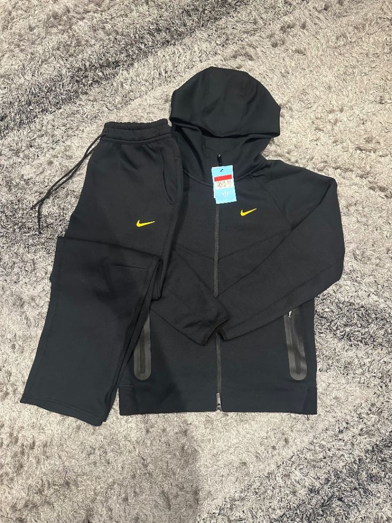 image for Nike Nocta tech fleece 