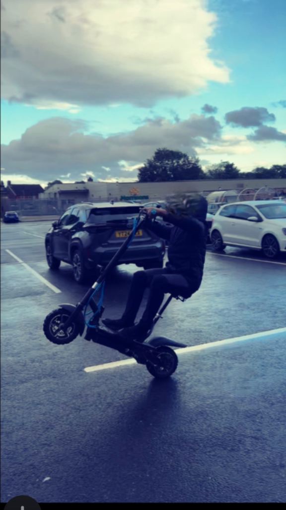 Electric Scooter – Black