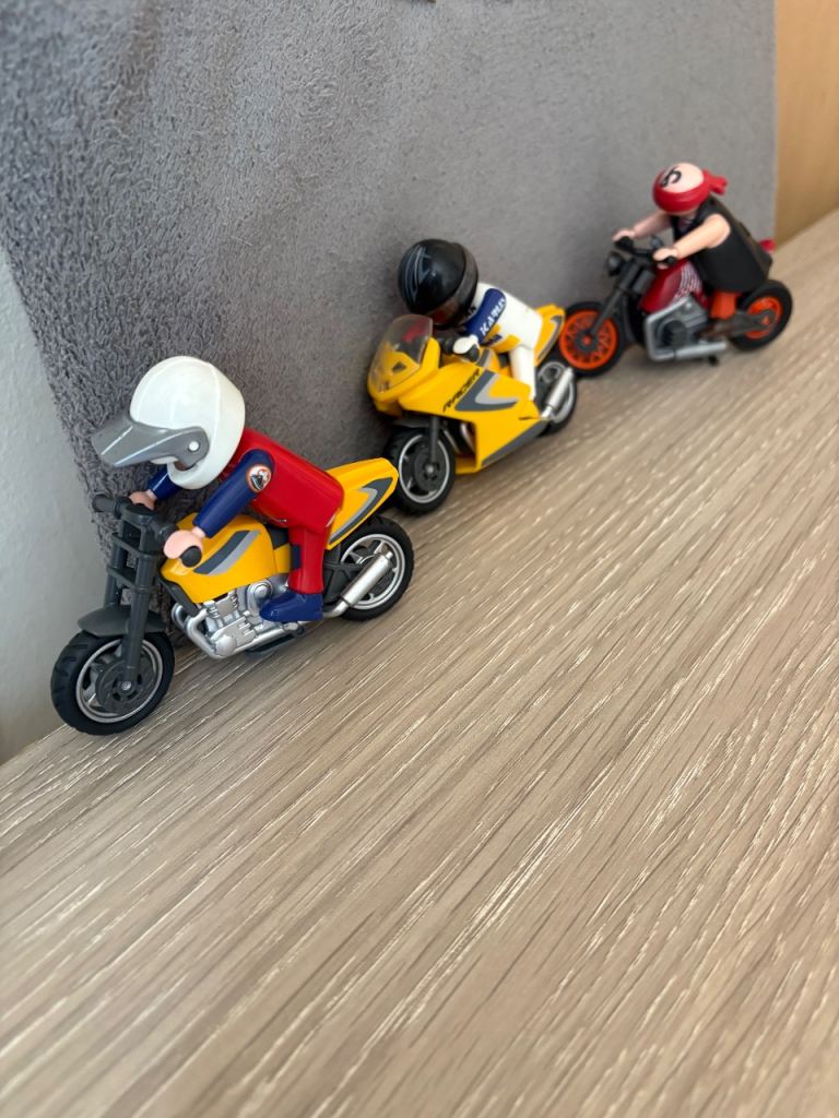 Playmobile 3 x motorcycles and figures