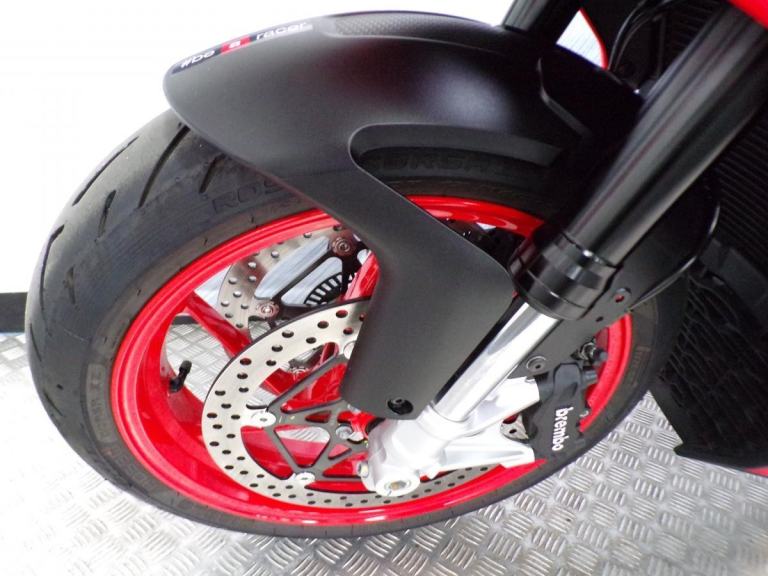 2022 APRILIA TUONO 660 WITH ONLY 1516 MILES FROM NEW