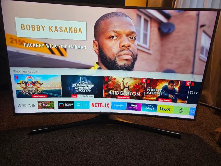 TV SAMSUNG CURVED 49' INCH SMART TV 4K