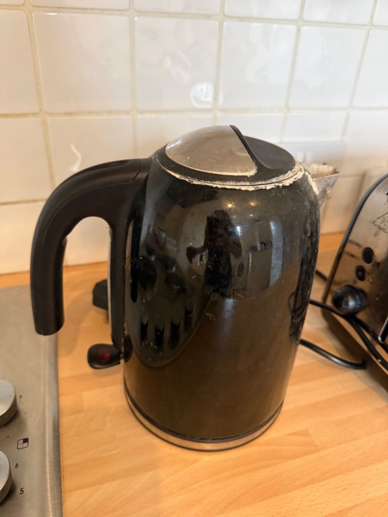 Russell Hobbs Kettle in Black