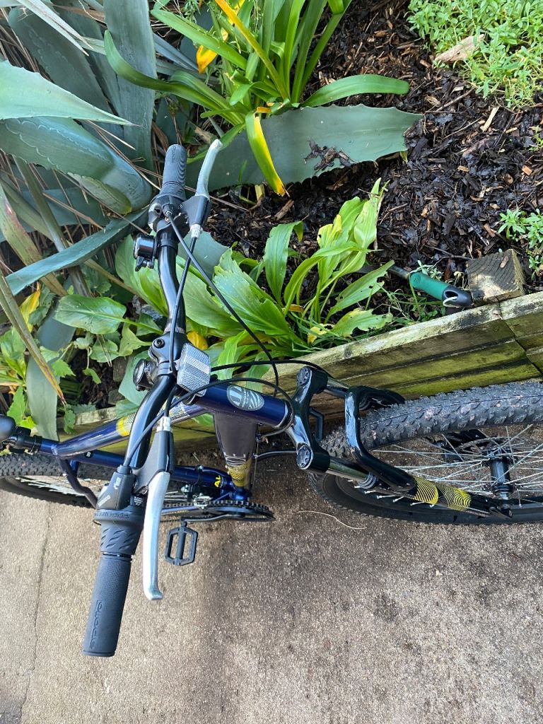 Apollo evade mountain bike