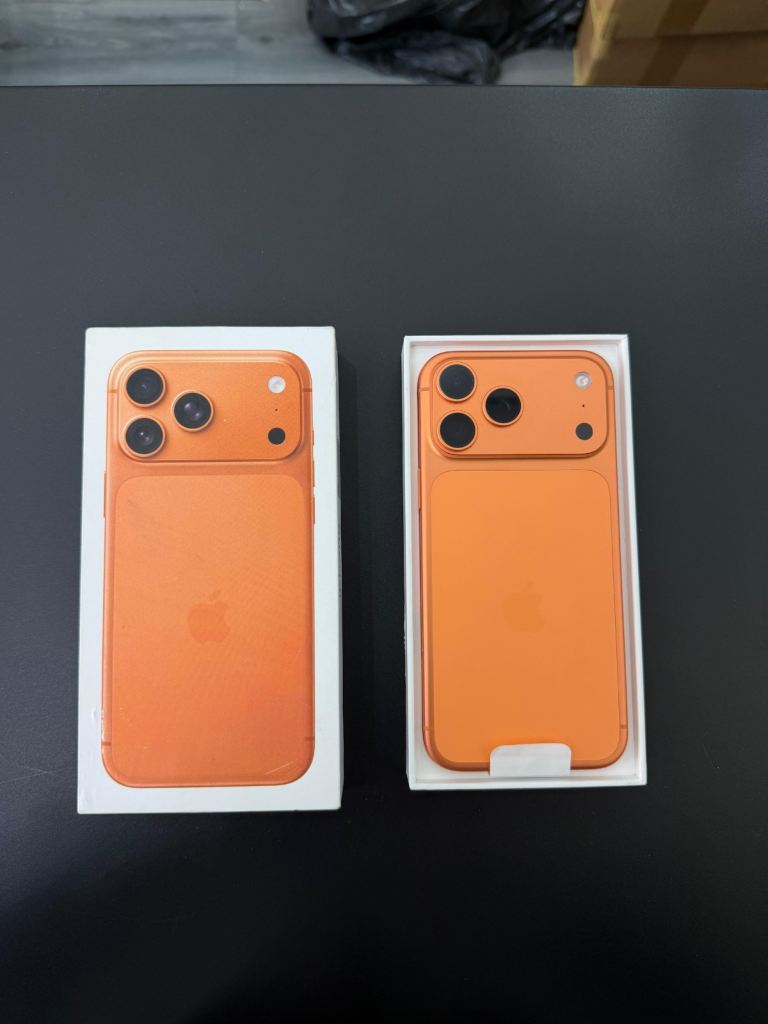 Apple iPhone 17 Pro Max 256GB Cosmic Orange (Unlocked)  Immaculate Condition Fully Boxed