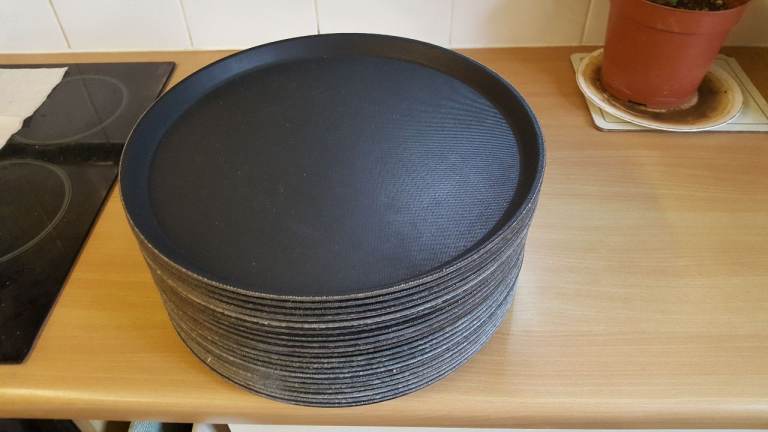 20 large matching stackable non-slip charcoal coloured trays approx’ 14” / 35cms diameter