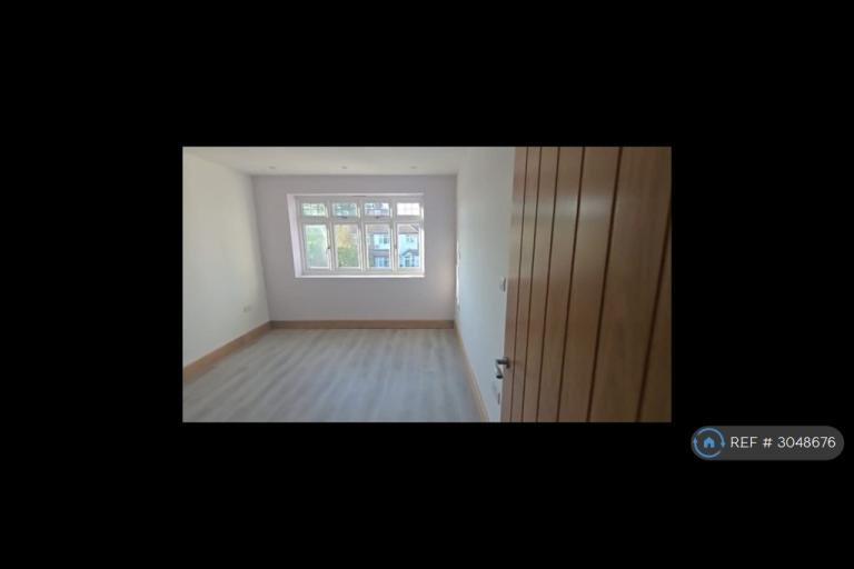 1 bedroom in The Crossways, Coulsdon, CR5 (#3048676)