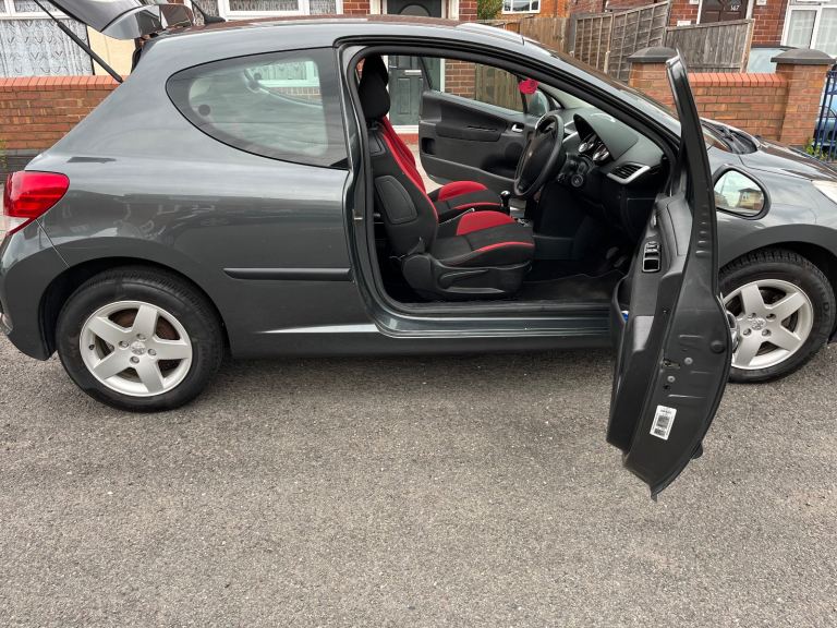 Peugeot, 207, Hatchback, 2010, Manual, 1360 (cc), 3 doors