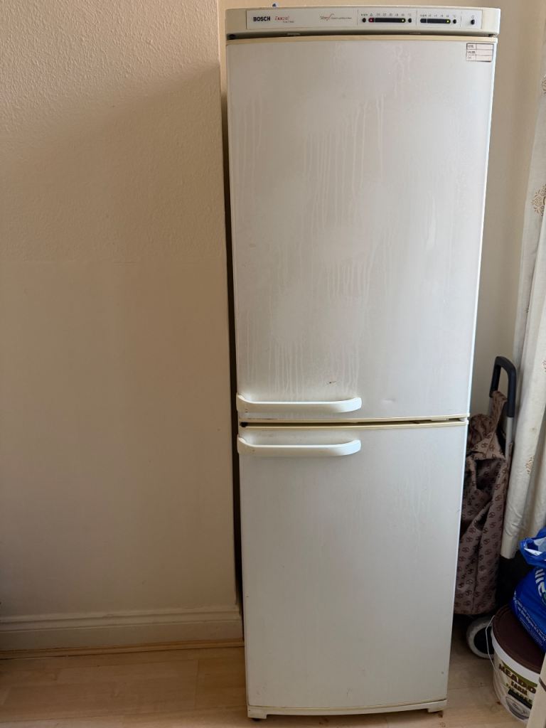 Bosch Fridge Freezer – White