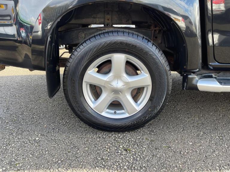 ISUZU D-MAX 2.5 TD Yukon 4x4 4dr 2015