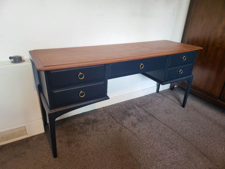 Stag Minstrel Desk / Dressing Table – Vintage Mid Century