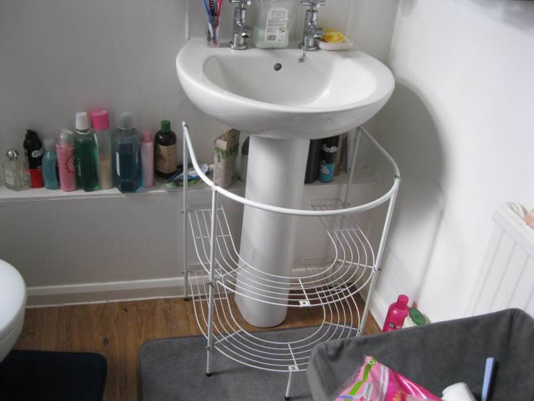 BATHROOM UNDER SINK STORAGE TIDY ORGANISER  TOTTENHAM N17 0NL