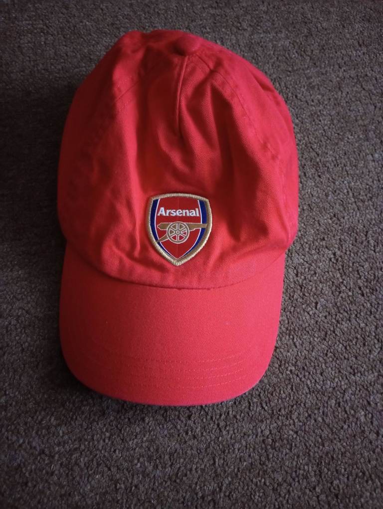 2x Official Arsenal FC Cap (incl. Puma) in very good condition
