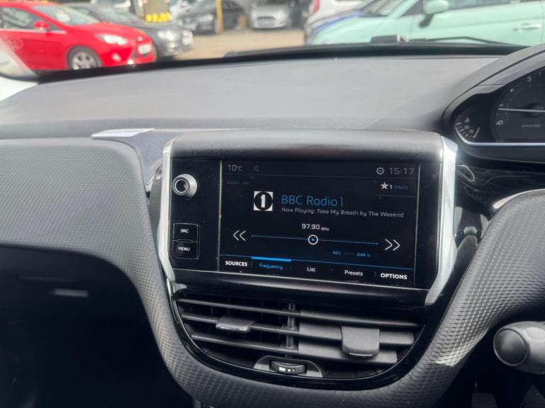 2018 Peugeot 2008 1.2 PureTech Allure Euro 6 (s/s) 5dr HATCHBACK Petrol Manual