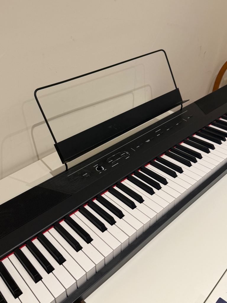 Piano Electric Keyboard (Alesis) (88 keys)