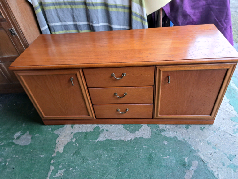 Teak Sideboard / TV Unit