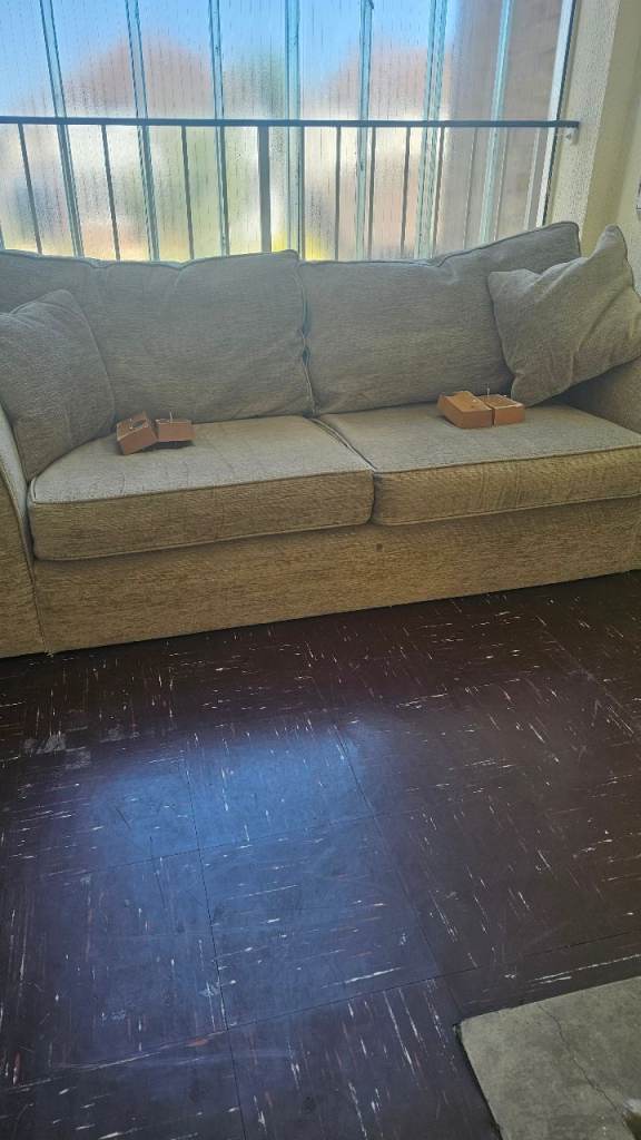 3 seater sofa free