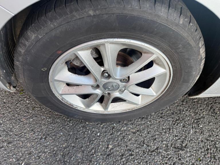 2013 Hyundai i30 1.4 Active 5dr HATCHBACK PETROL Manual