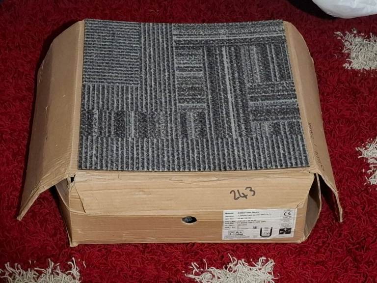 NEW x20 Milliken Carpet Tiles (£20) (SAME DAY DELIVERY AVAILABLE)