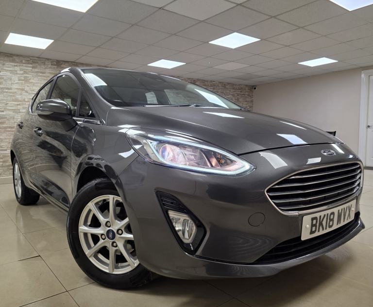 FORD FIESTA 1.0 T EcoBoost Zetec Grey Manual WARRANTY 12 MONTHS MOT