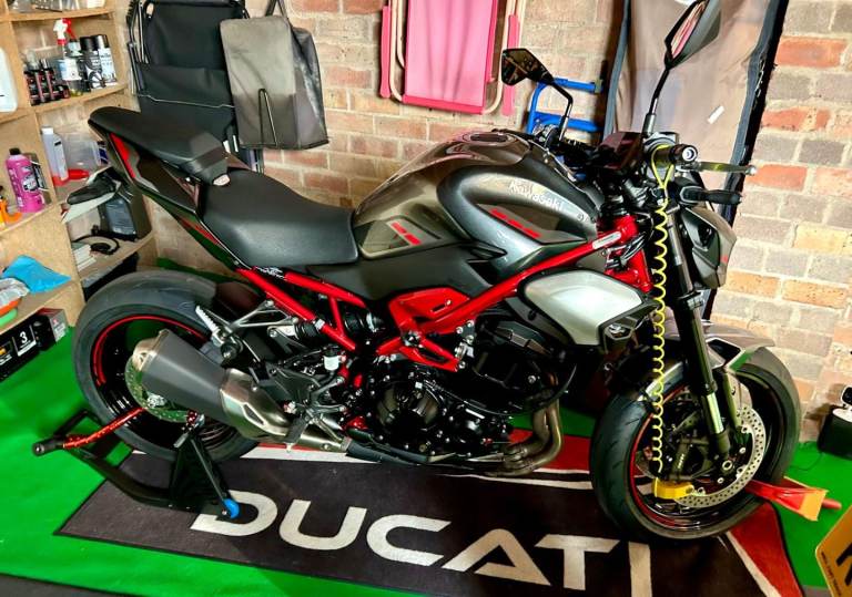 Kawasaki Z900
