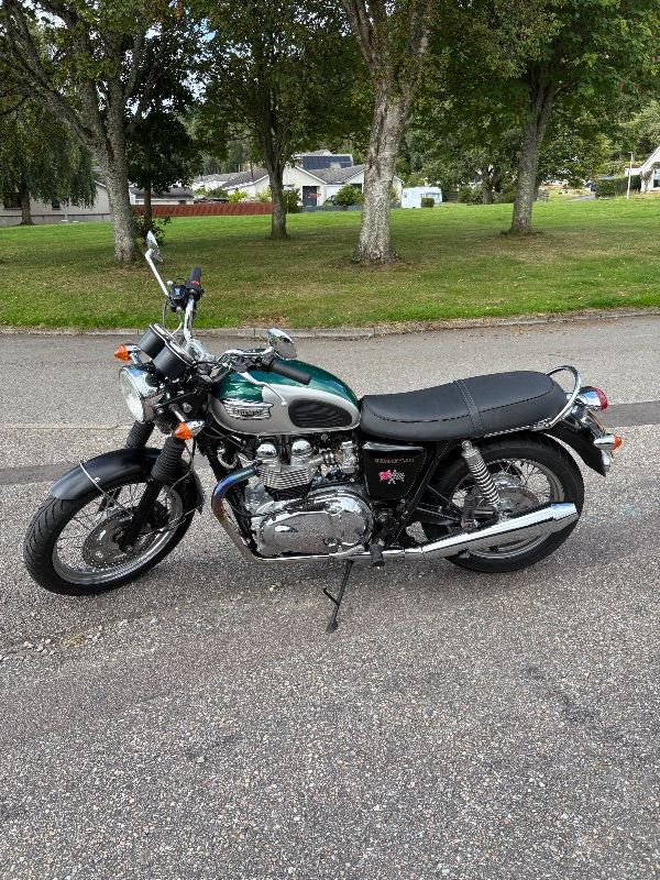 Triumph, BONNEVILLE, 2001, 790 (cc)